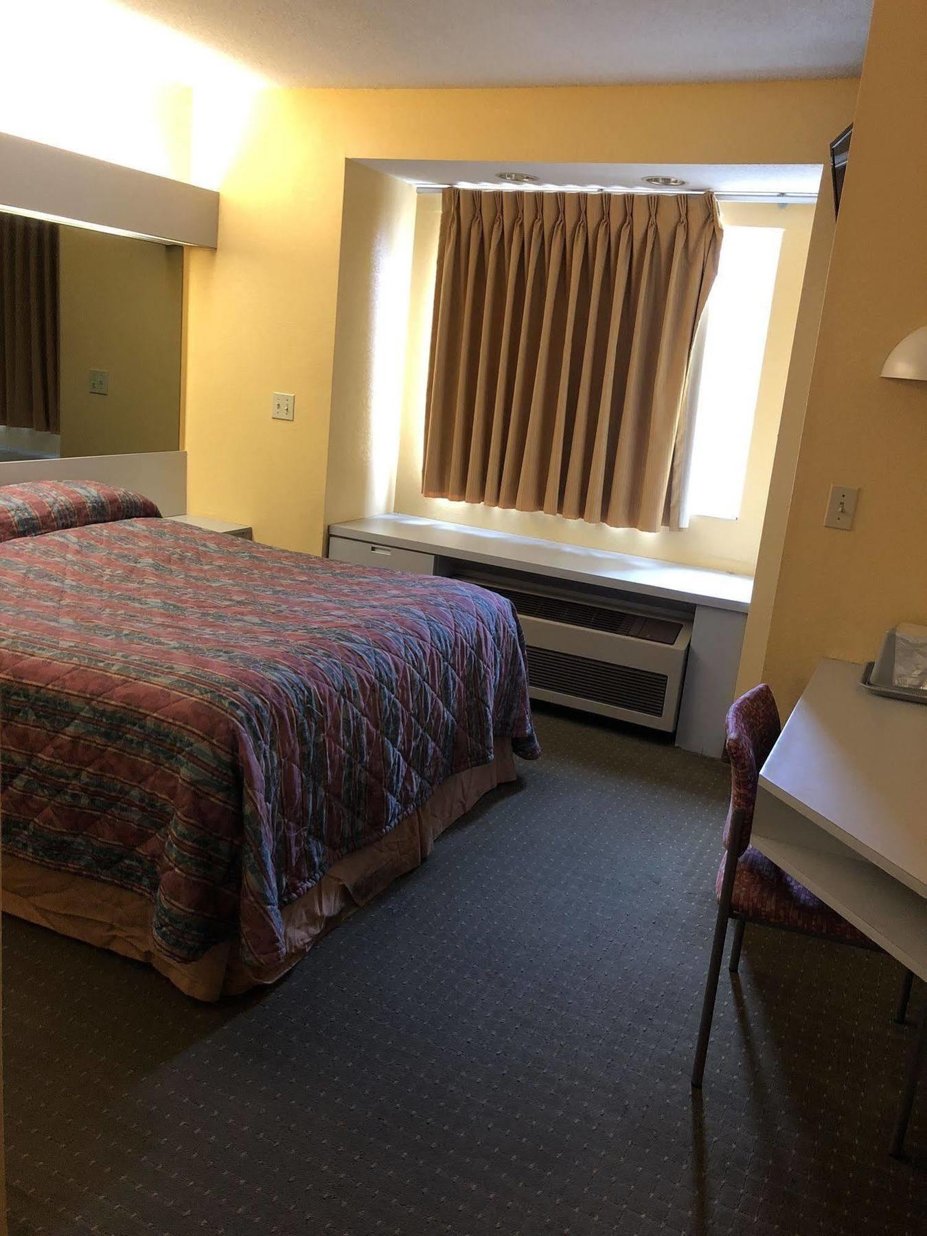 Best Western Buffalo Inn & Suites วิลเลียมส์วิลล์ ภายนอก รูปภาพ